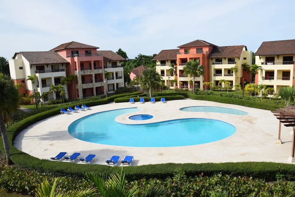 Sunset Residences & Resort