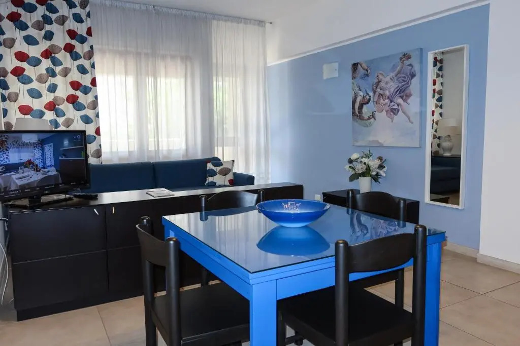 Marbela Apartments & Suites