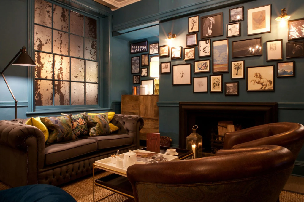 The White Horse - A Heartwood Inn