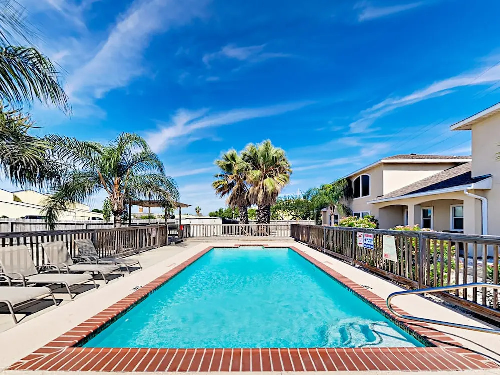 South Padre Island Townhouse #115 3 Bedrooms 2.5 Bathrooms Townhouse