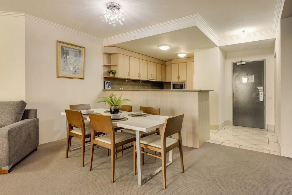 Holiday Holiday Sun City Apartments