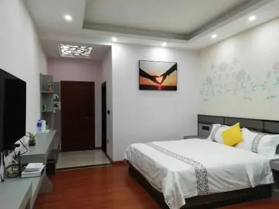 Yuxi Yuhuashi Holiday Hotel