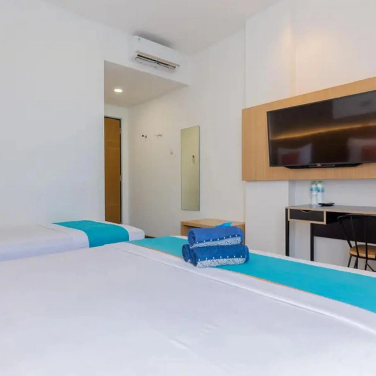 Sans Hotel Box Mansion Surabaya by RedDoorz