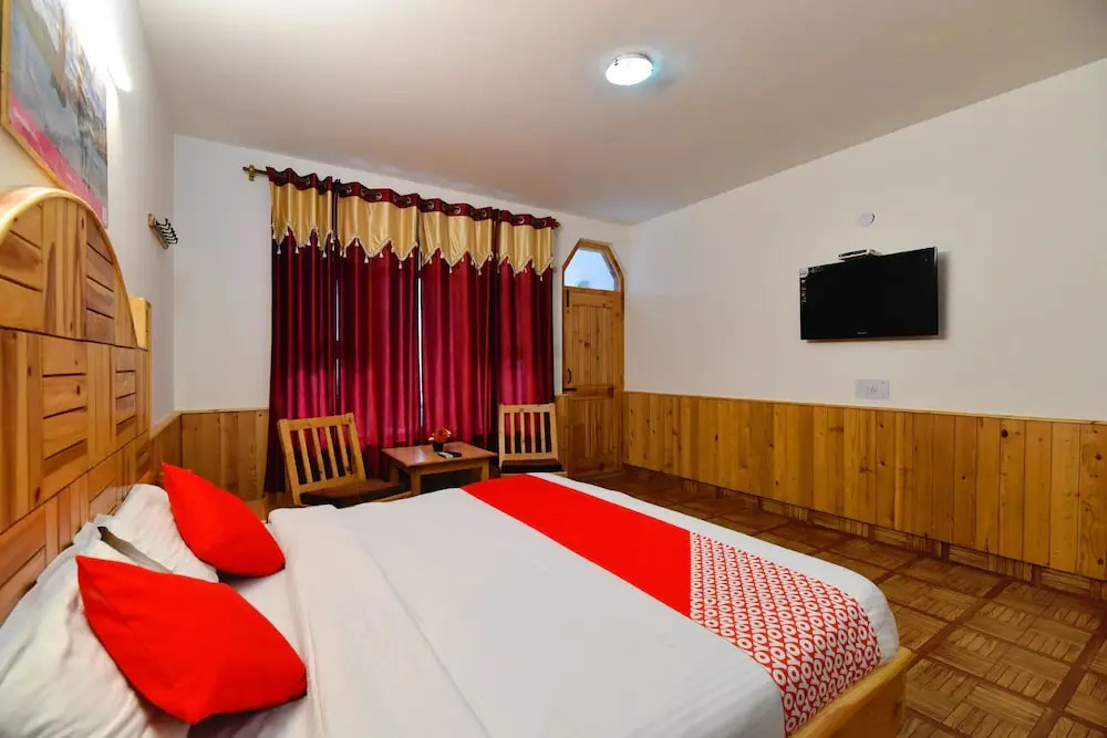 OYO 6426 Hotel Rishi Palace