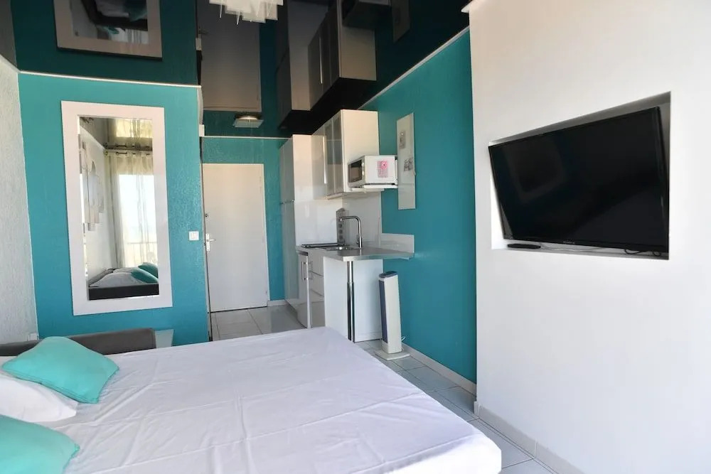 Studio Mezzanine Lips Village Naturiste