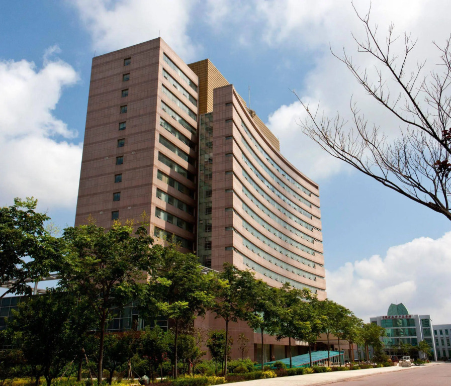 Qingdao Celebrity Hotel