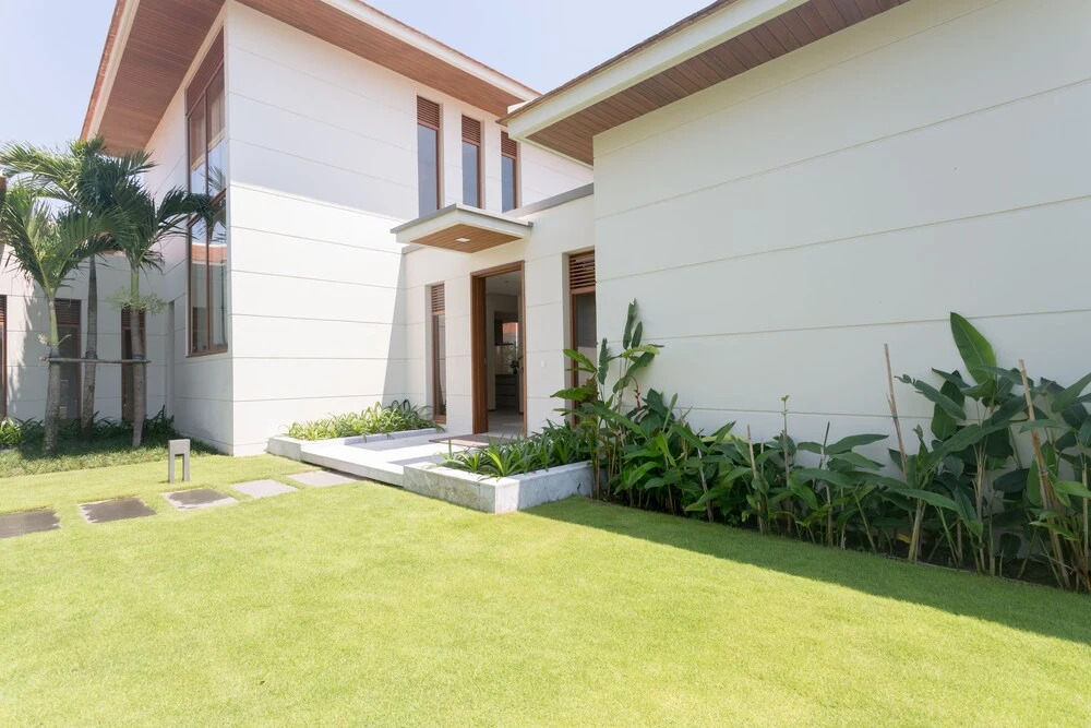 Vacation Homes Luxury 3 BR Ocean Estate