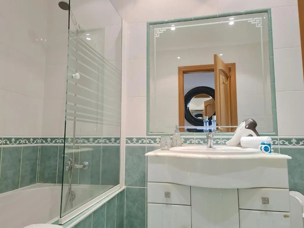 Protea CleverDetails 214, Located in heart of Vilamoura Sleeps 2 adults, 1child