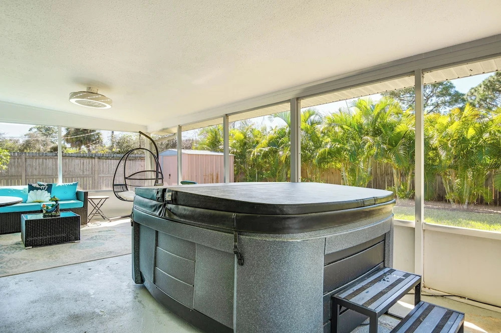 Merritt Island Home w/ Spa - 8 Mi to Cocoa Beach!