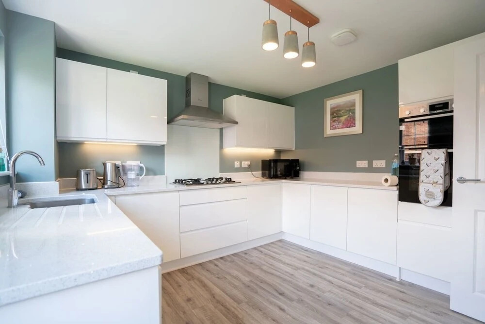 Lovely 5-bed House in Centre of Bicester Village
