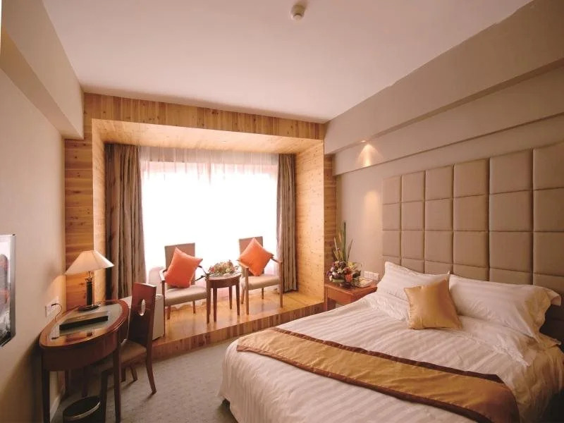 Golden Guangda Hotel
