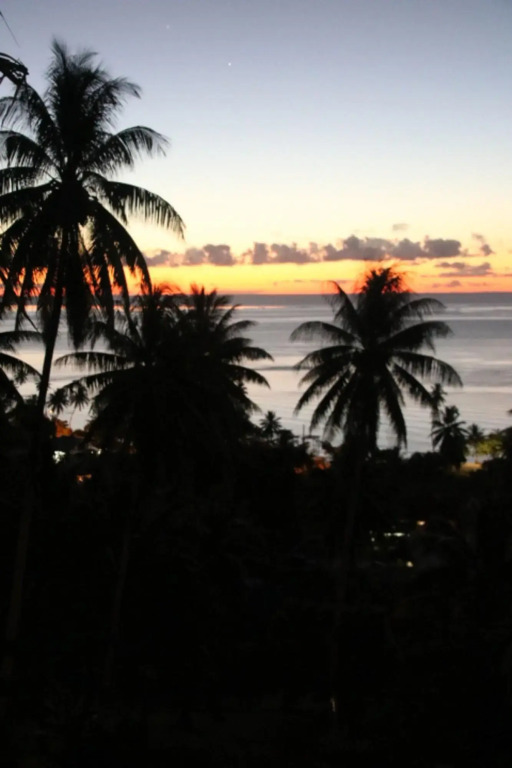 Bora Bora Holiday's Lodge and Villa