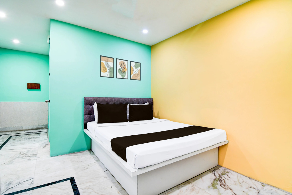 Hotel O Kolkata Near Acropolis Mall Formerly 7 Horse GH