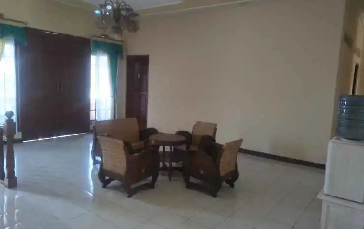 D Kir's Homestay
