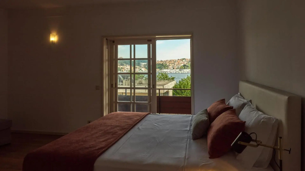 Porto River House