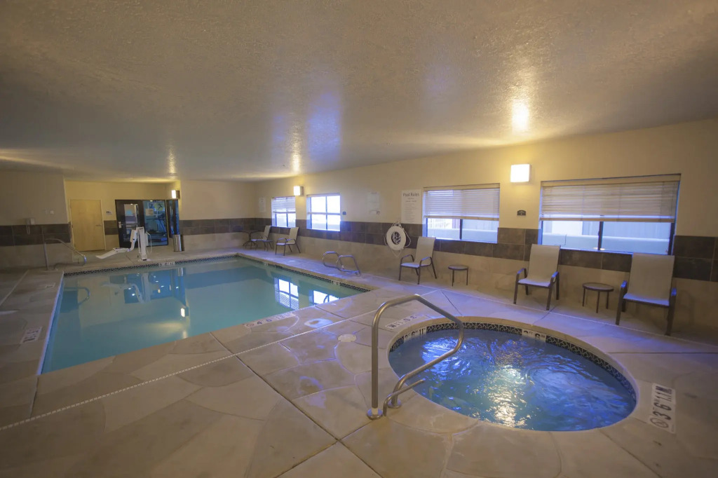 Holiday Inn Express Hotel & Suites Albuquerque - North Balloon Fiesta Park by IHG