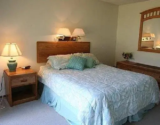 Westwynd Motel