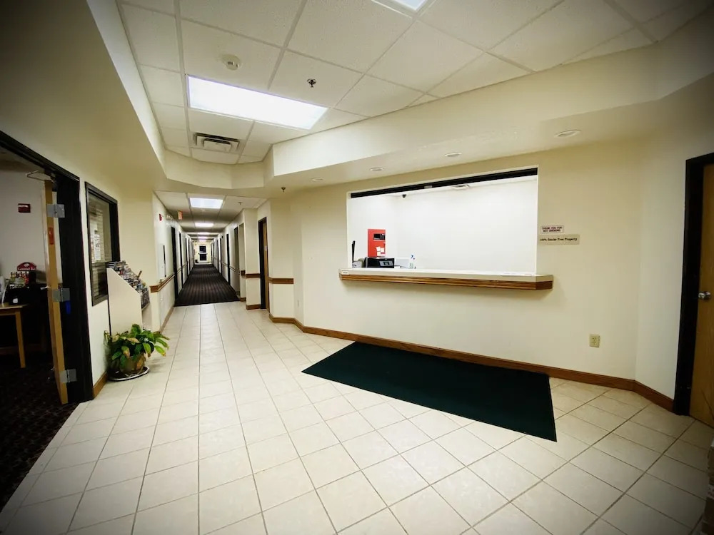 Herington Inn and Suites