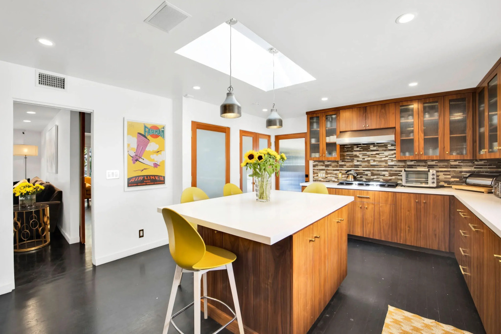 Edwin by Avantstay Hollywood Hills Luxury + Pool