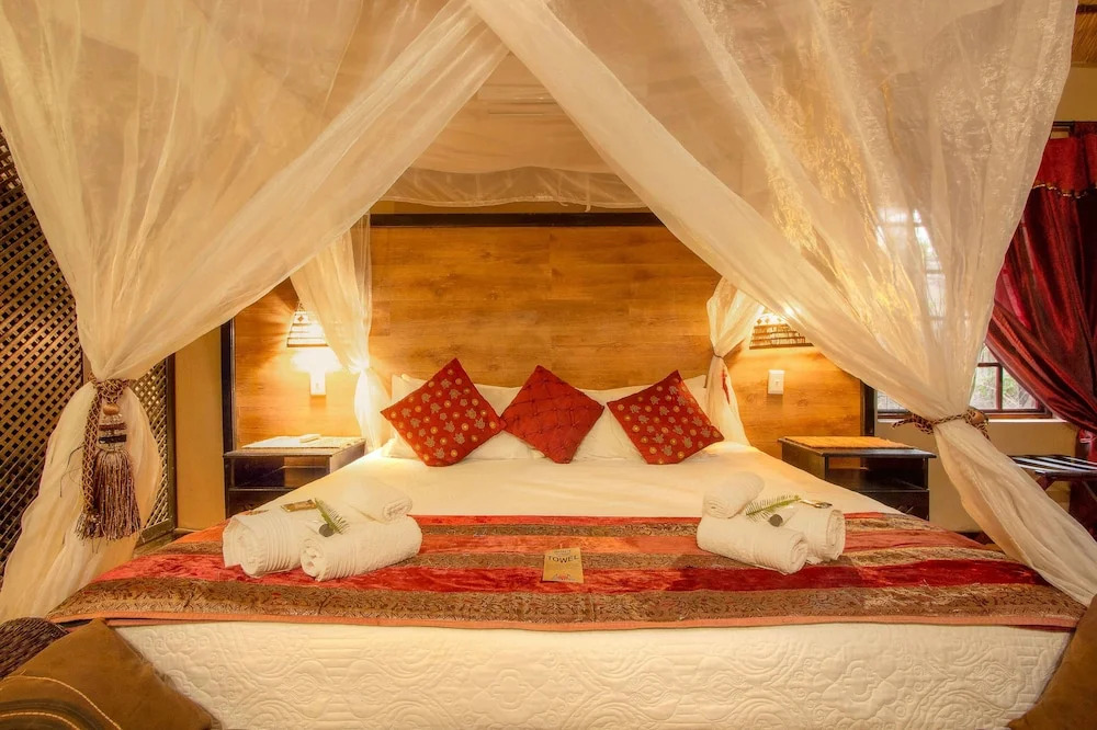 Lovely holiday home bordering Kruger National Park