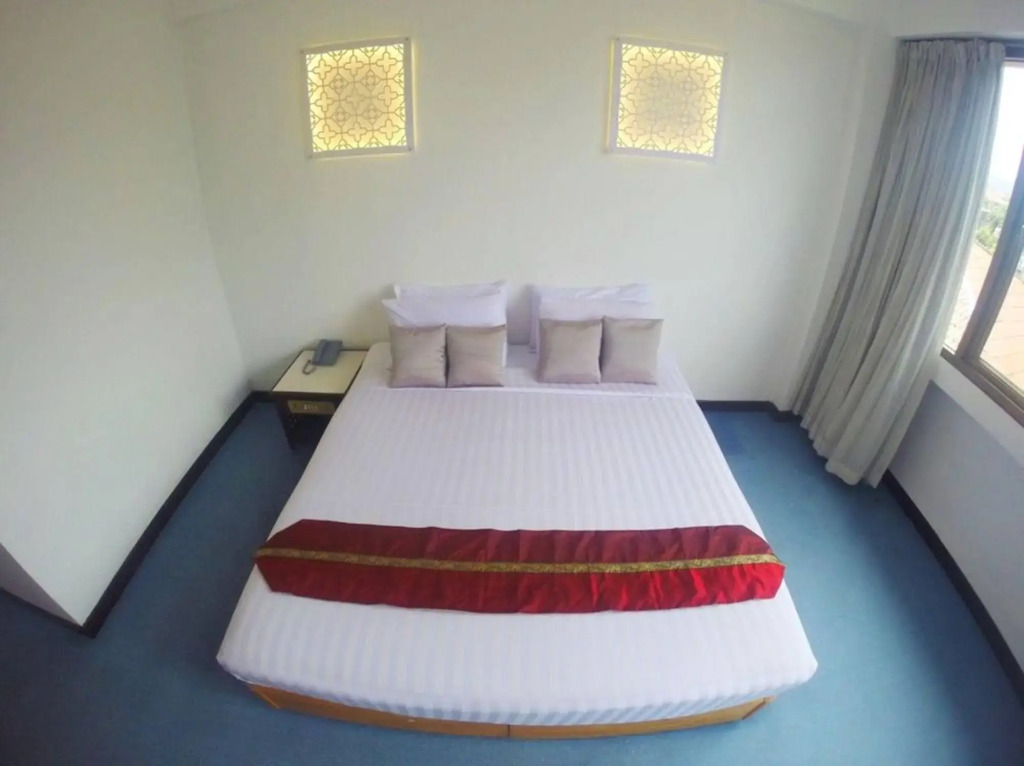 Phuket Town Inn Hotel Phuket (SHA Extra Plus)