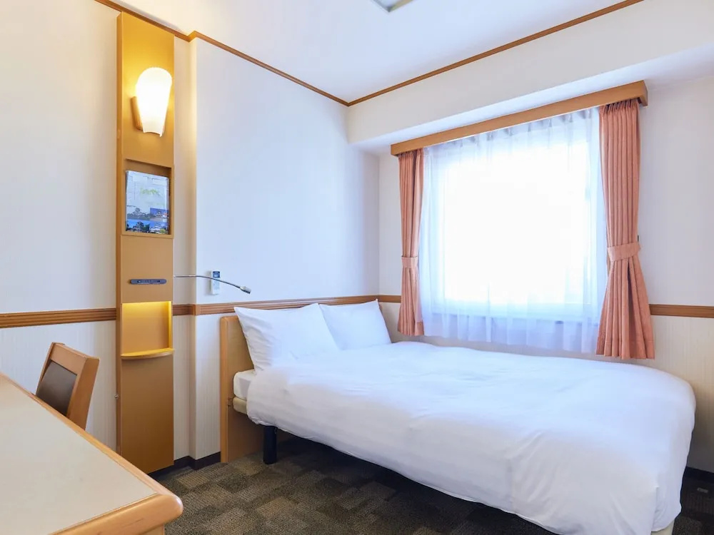 Toyoko Inn Osaka Tsutenkaku Mae