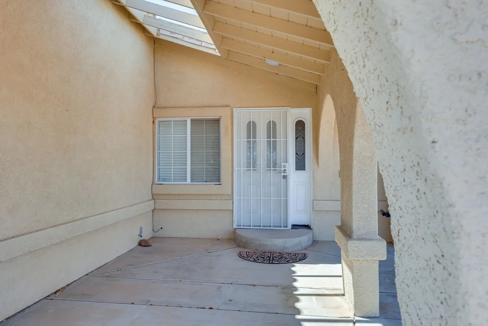 Sunny Bullhead City Retreat w/ Pool!