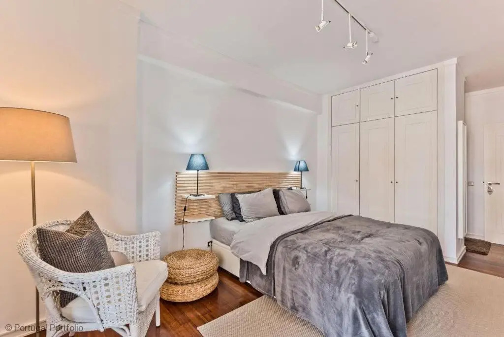 Cascais 1BR w/ pool