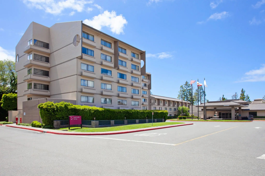 Crowne Plaza Silicon Valley North - Union City by IHG