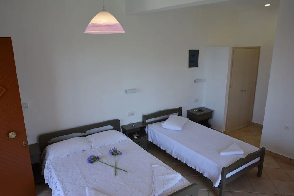 Petros Giatras - Rooms