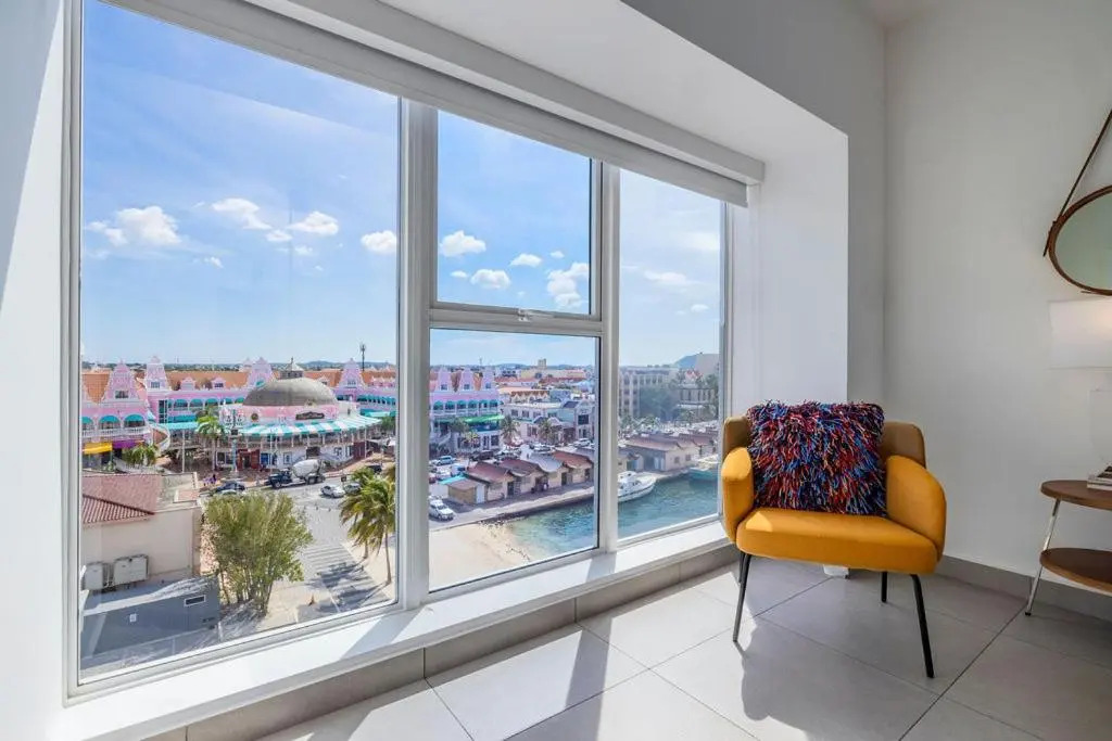 HH-3BS612 - Amazing Beach condo Oceanfront in Aruba!