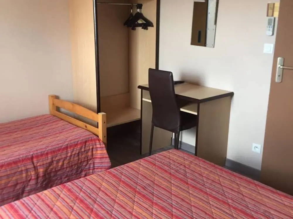 RevHotel