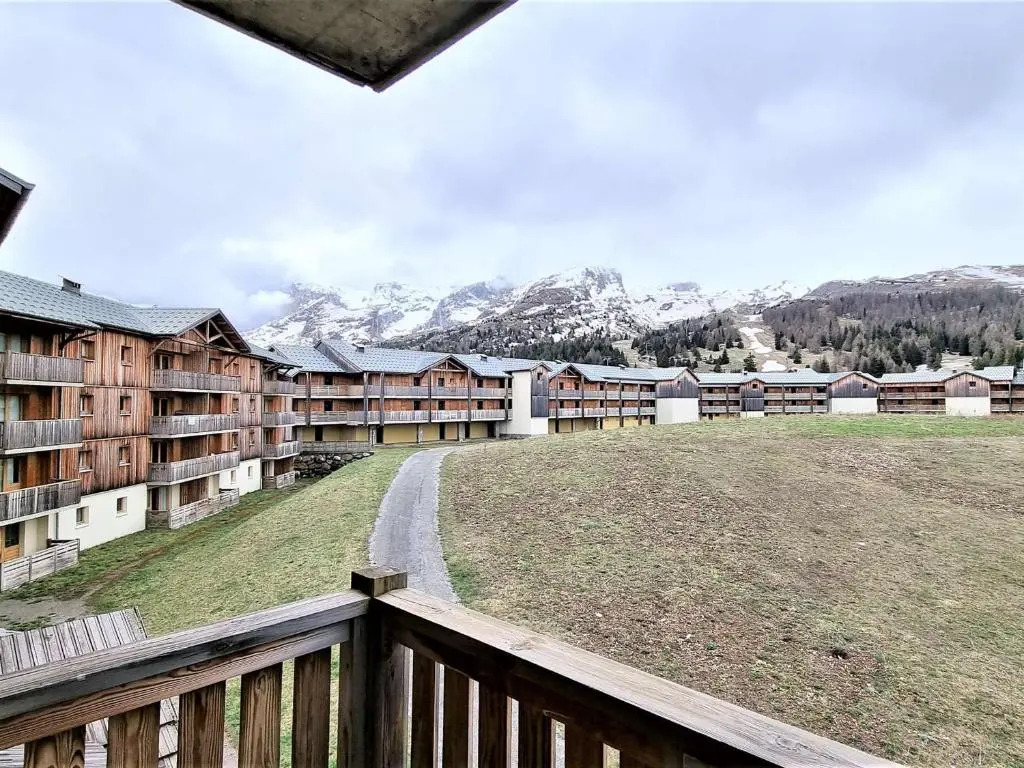 Appartement Le Dévoluy, 2 pièces, 8 personnes - FR-1-525-199