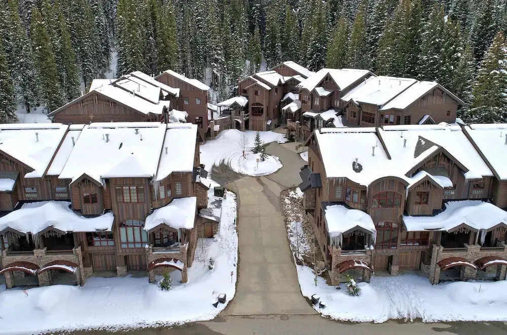 Base Camp 462 4 Bedroom Holiday Home by Winter Park Lodging Company