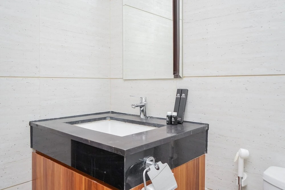 Chic and Strategic Studio Brooklyn Alam Sutera Apartment