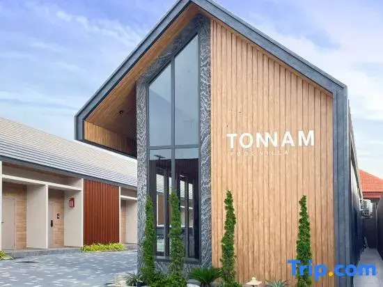 Tonnam pool villa