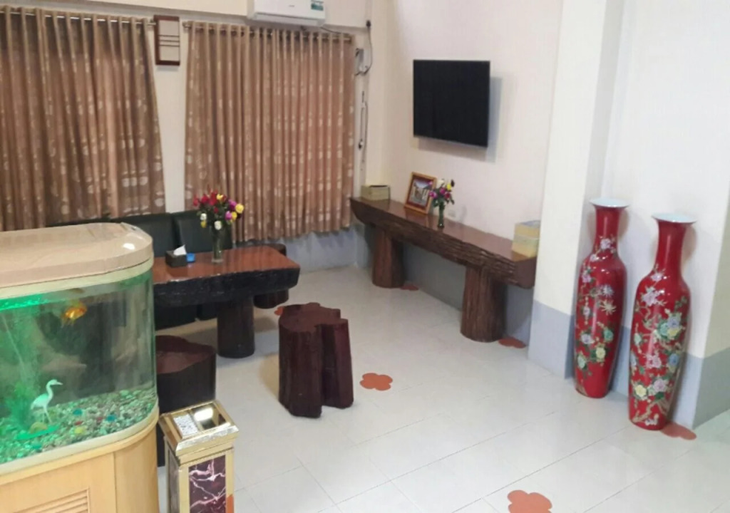 E1 Motel