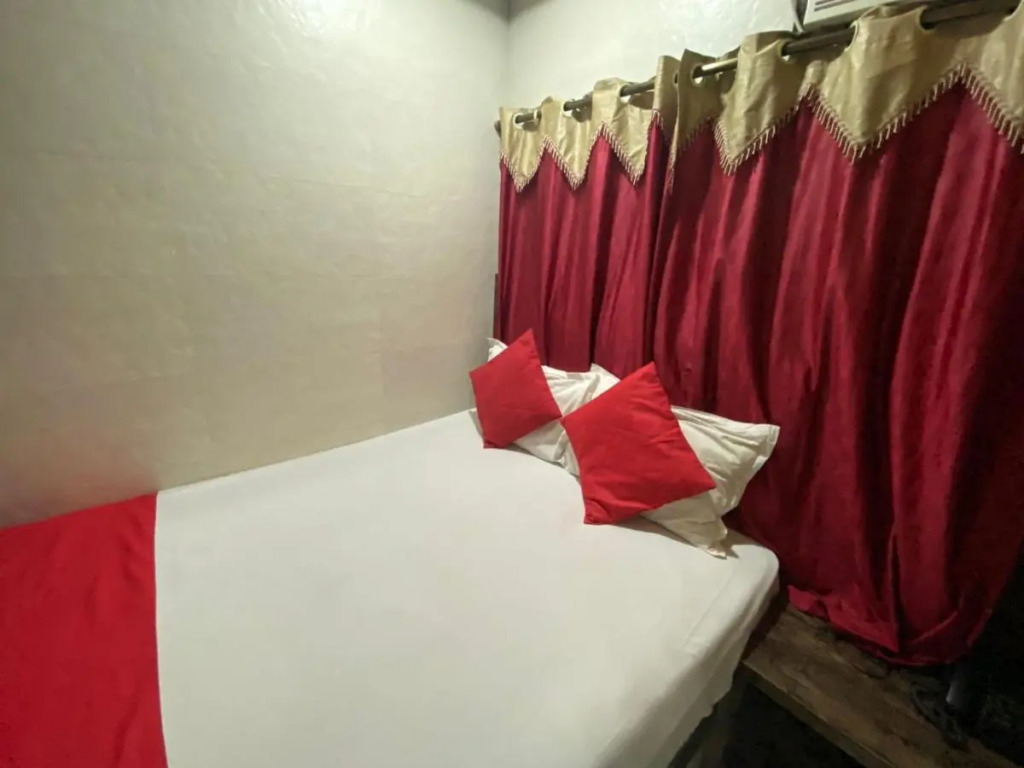 Hotel Paris Residency
