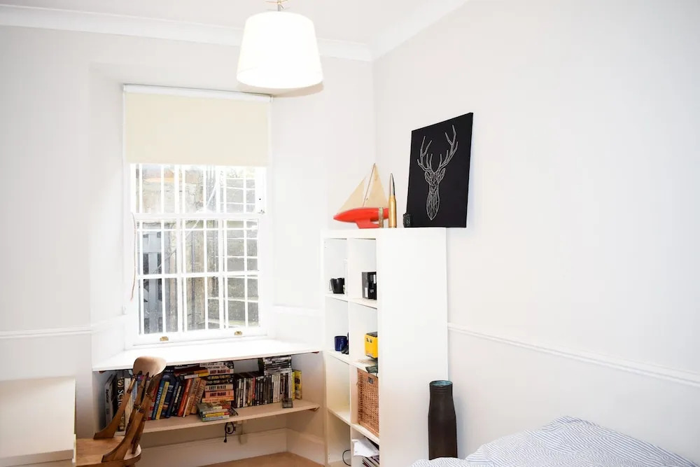 Spacious 2 Bedroom Inverleith Home With Garden