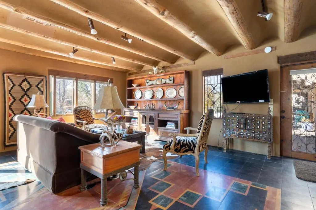Casita Mariposa by Kokopelli Property Management