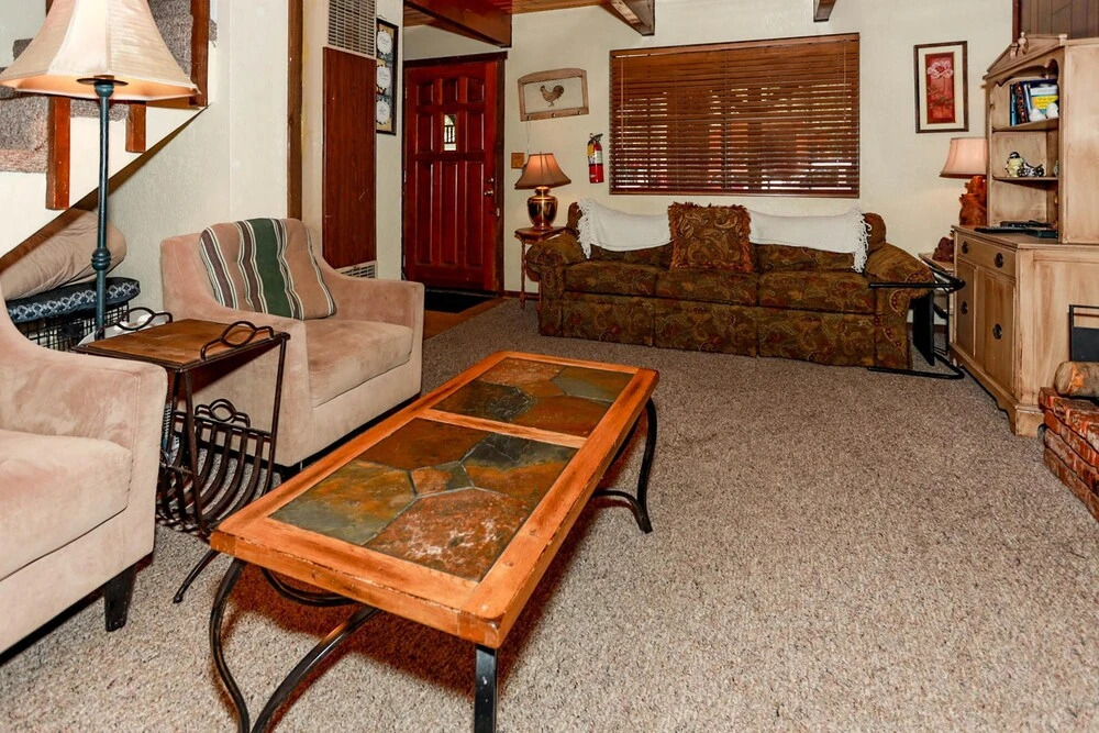 Birdie Cabin 1328 by RedAwning