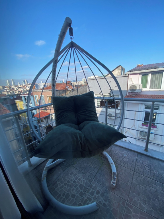 Omar Suite 360