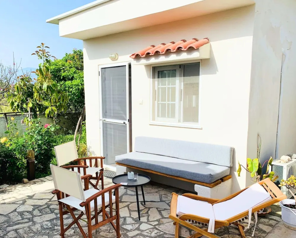 Malamo Home Studios, Lambi Beach