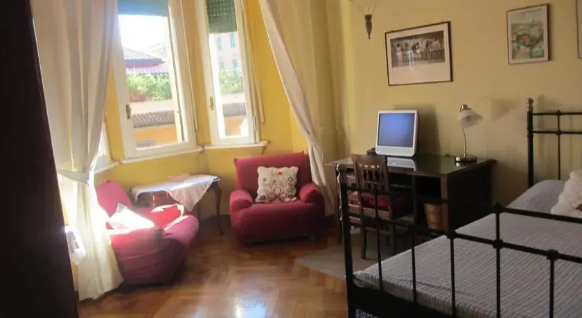 Louise B&B