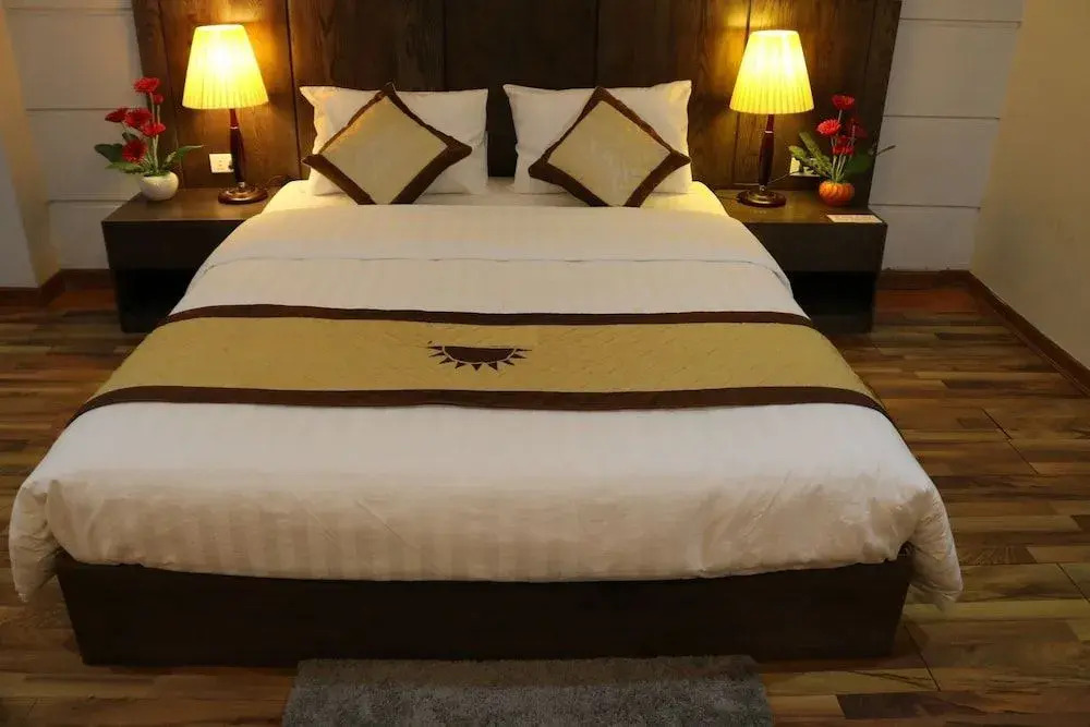 Ruby Hotel