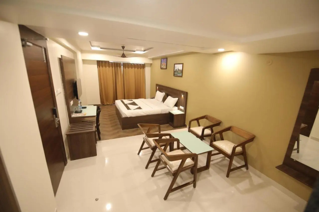 HOTEL SHRINGAR PALACE