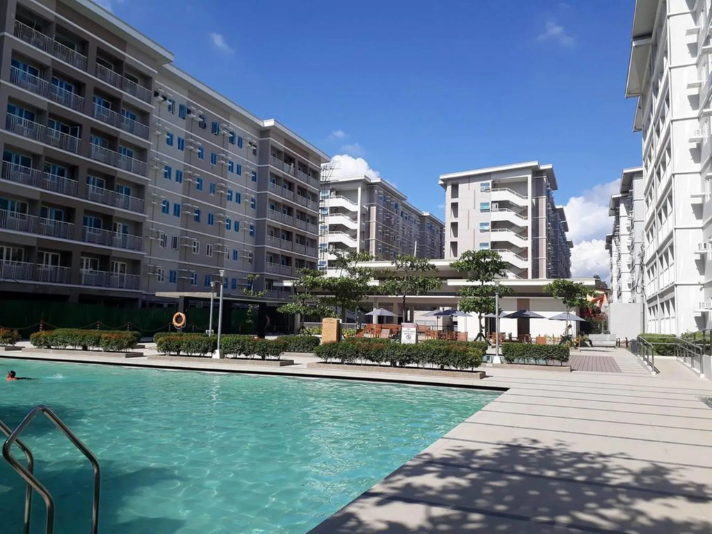 Trees Residences Staycation