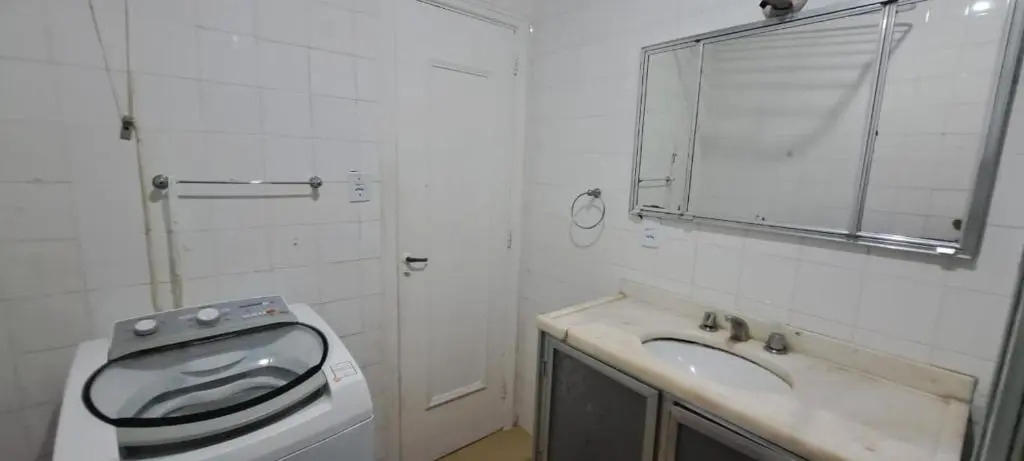 Amplo e excelente Apartamento Cod.1001