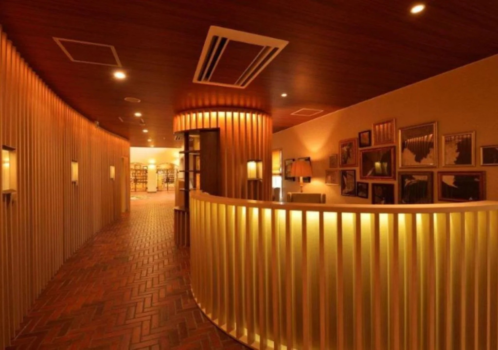 Hakone Lake Hotel