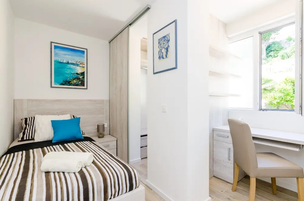 Apartments Lazarin